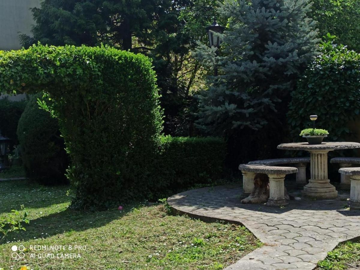 Cocic Garden Apartment Osijek Exterior photo
